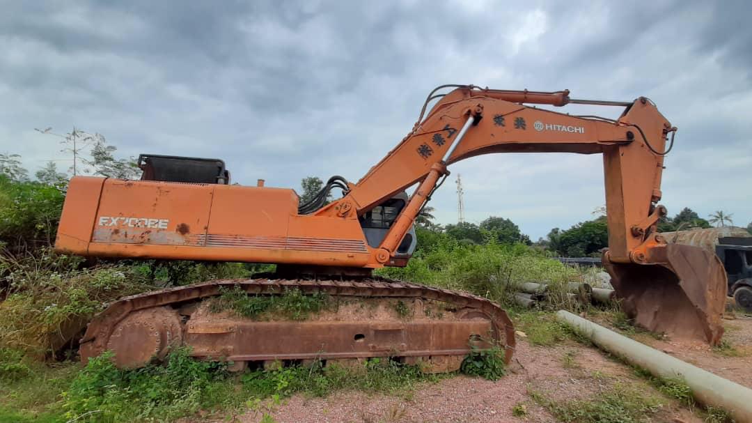 Hitachi excavator - Photo reference R03 - Ooi Bah Seng & Sons
